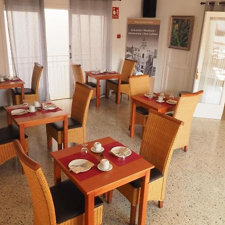 Hotel Montserrat Sitges Exterior photo